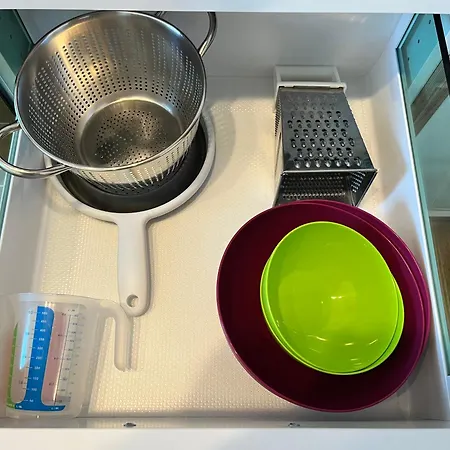 Free Living Apartment *